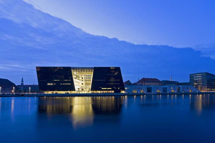THE-ROYAL-DANISH-LIBRARY-THE-BLACK-DIAMOND-DENMARK-architecture - BEST LIBRARIES AROUND THE WORLD
