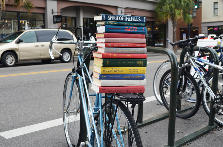 The-Coolest-Bookstores-in-the-usa-blue-bicycle-books