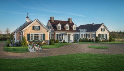 Book Review A Sense of Place - Houses on Martha's Vineyard and Cape Cod (1)
