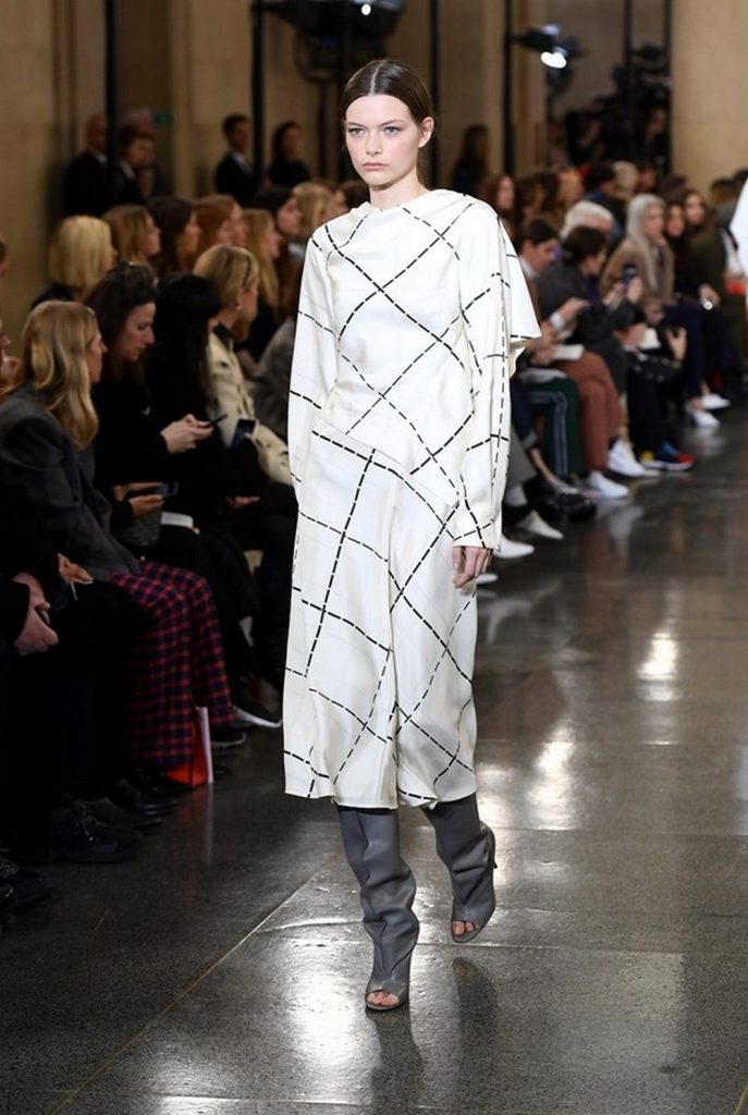 Discover a Notable Moodboard Inspired by London Fashion Week 2019 4